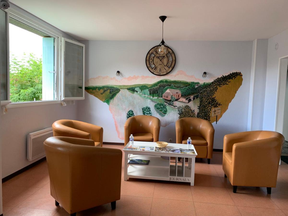 Hotel Du Haut Marais Saint-Marcel  Eksteriør bilde